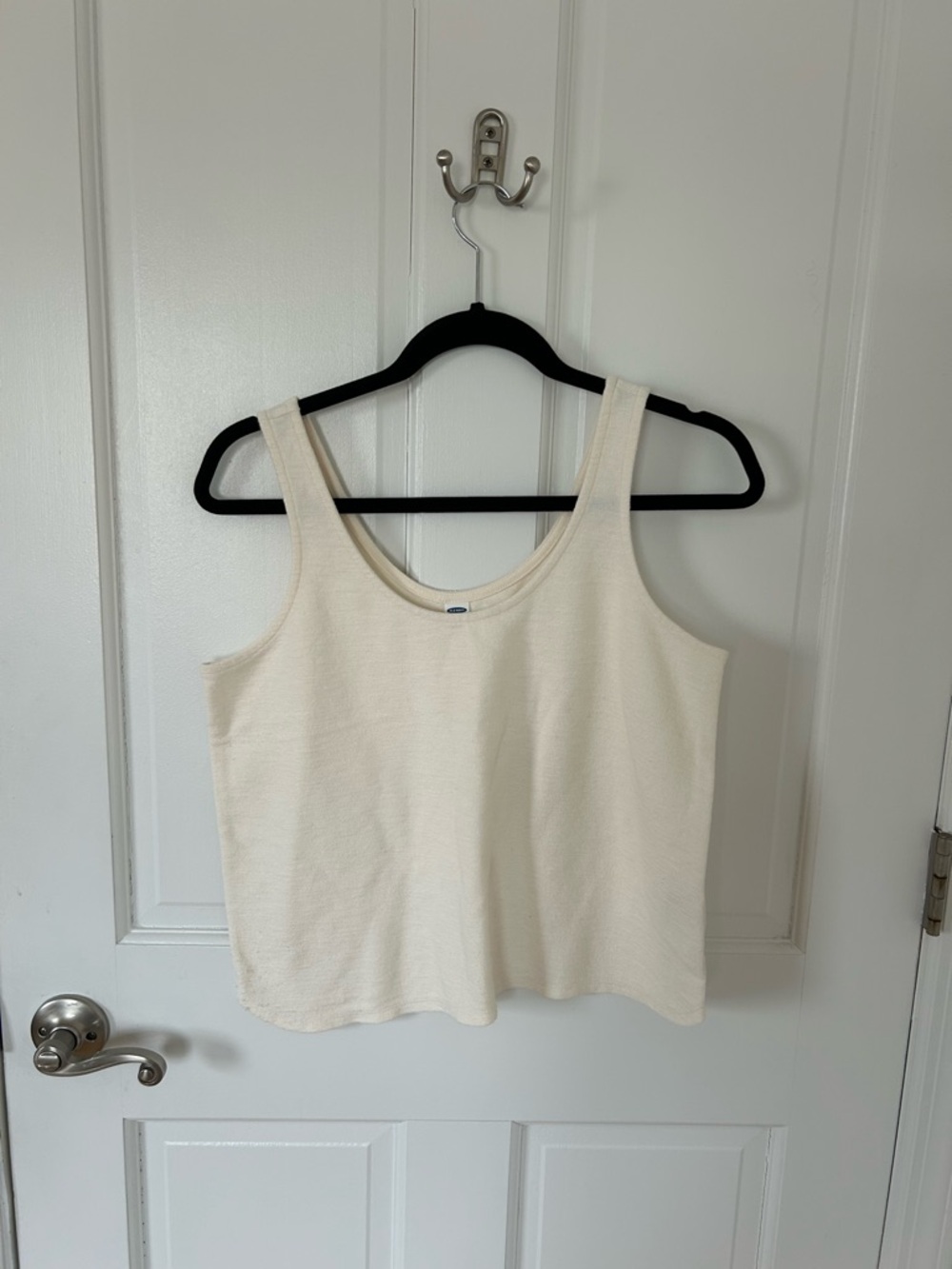 Old Navy Cream Scoop Neck Tank Top